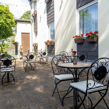 Jupa's * Дюссельдорф