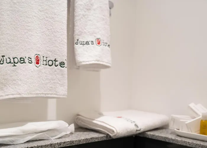 Jupa's Hotel